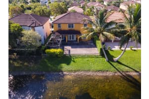 14961 SW 17th Ln, Miami, FL 33185, Sold 11/17/21