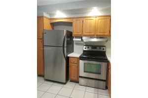 11297 SW 88th St #216m, Miami, FL 33173, Sold 04/25/22