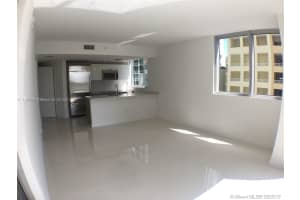 3301, 1300 Brickell Bay Dr #3505, Miami, FL 33131, Sold 01/06/22