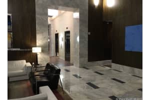 185 SW 7th St 12th floor, Miami, FL 33130, Sold 01/06/22