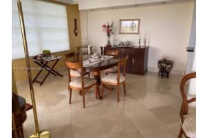 155 Ocean Ln Dr, Key Biscayne, FL 33149, Sold 09/08/22