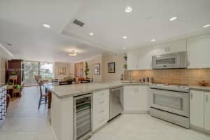 2625 Collins Ave, Miami, FL 33140, Sold 03/25/22