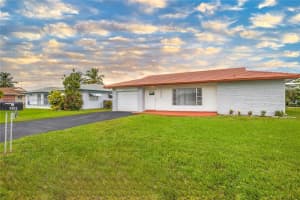 9503 NW 70th Pl, Tamarac, FL 33321, Sold 01/04/22