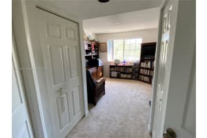 2033 SE 10th Ave, Fort Lauderdale, FL 33316, Sold 11/29/21