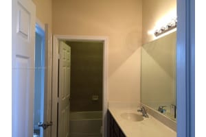 8630 W 33rd Ave, Hialeah, FL 33018, Sold 02/04/22