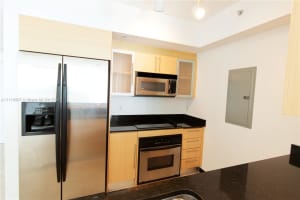 335 S Biscayne Blvd, Miami, FL 33131, Sold 04/12/22