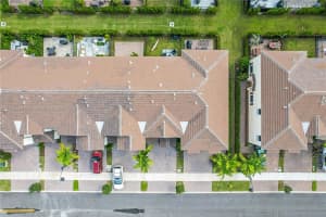4654 Santa Cruz Way, Davie, FL 33314, Sold 12/07/21