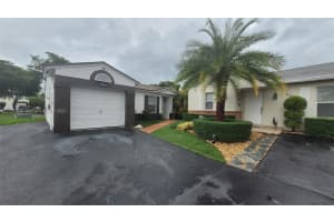 19321 NW 83rd Ave, Hialeah, FL 33015, Sold 12/16/21