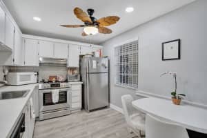 425 SE 11th Terrace, Dania Beach, FL 33004, Sold 12/08/21