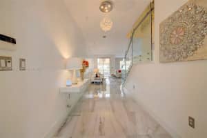 11601 NW 68th Terrace, Doral, FL 33178, Sold 01/27/22