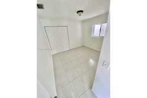 5532 W 27th Ave, Hialeah, FL 33016, Sold 12/09/21