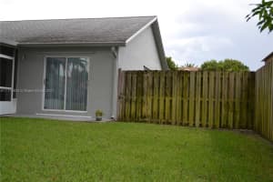 5781 SW 55th Ave, Davie, FL 33314, Sold 03/23/22