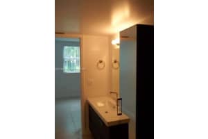 8343 Lake Dr, Doral, FL 33166, Sold 08/22/22