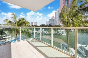 3330 NE 190th St, Aventura, FL 33180, Sold 01/28/22