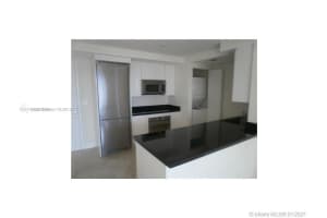 Riverfront, 92 SW 3rd St, Miami, FL 33130, Sold 01/06/22
