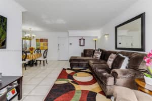 9400 W Flagler St, Miami, FL 33174, Sold 01/12/22