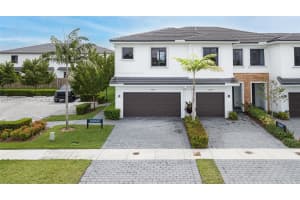 10828 SW 235th St, Princeton, FL 33032, Sold 03/18/22