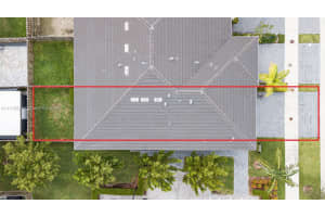 10828 SW 235th St, Princeton, FL 33032, Sold 03/18/22
