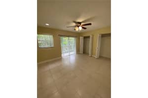11071 NW 7th St, Miami, FL 33172, Sold 12/10/21