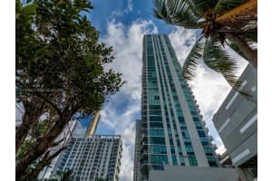 460 NE 28th St, Miami, FL 33137, Sold 01/11/22