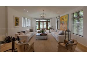 2767 Sunset Dr, Miami Beach, FL 33140, Sold 04/25/22