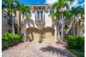 20770 NE 32nd Pl, Aventura, FL 33180, Sold 03/01/22