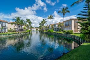 20770 NE 32nd Pl, Aventura, FL 33180, Sold 03/01/22
