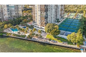 2333 Brickell Ave, Miami, FL 33129, Sold 05/02/22