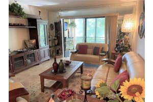 6090 N Sabal Palm Blvd, Tamarac, FL 33319, Sold 12/20/21