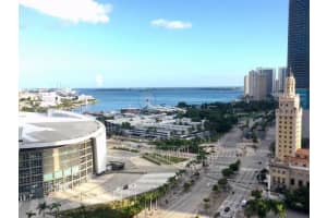 888 Biscayne Blvd, Miami, FL 33132, Sold 12/15/21