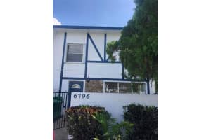 6796 SW 40th St, Davie, FL 33314, Sold 12/01/21