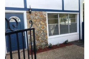 6796 SW 40th St, Davie, FL 33314, Sold 12/01/21