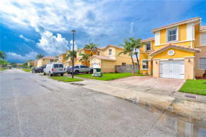 24490 SW 109th Pl, Princeton, FL 33032, Sold 12/02/21