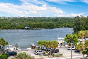3111 N Ocean Dr, Hollywood, FL 33019, Sold 12/22/21