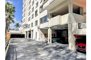 6422 Collins Ave, Miami Beach, FL 33141, Sold 03/28/22