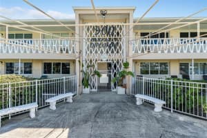 900 Atlantic Shores Blvd, Hallandale Beach, FL 33009, Sold 01/12/22