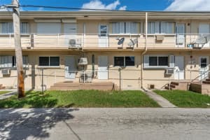 900 Atlantic Shores Blvd, Hallandale Beach, FL 33009, Sold 01/12/22