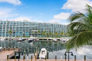 3001 NE 185th St, Aventura, FL 33180, Sold 01/20/22