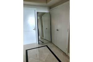 Jade at Brickell Bay, 1331 Brickell Bay Dr, Miami, FL 33131, Sold 01/18/22