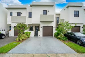 491 SW 91st Pl, Miami, FL 33174, Sold 01/24/22