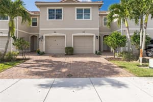 578 SW Glen Crest Way, Stuart, FL 34997, Sold 12/01/21
