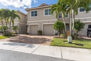 578 SW Glen Crest Way, Stuart, FL 34997, Sold 12/01/21