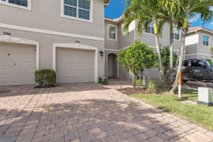 578 SW Glen Crest Way, Stuart, FL 34997, Sold 12/01/21