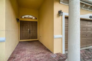 15130 SW 17th Ln, Miami, FL 33185, Sold 11/30/21