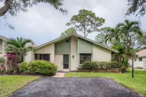 3841 Arelia Dr, Delray Beach, FL 33445, Sold 12/20/21