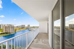 2801 NE 183rd St #2112w, Aventura, FL 33160, Sold 01/28/22