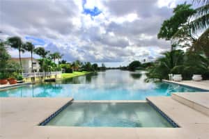2286 NE 215th St, Aventura, FL 33180, Sold 01/04/22