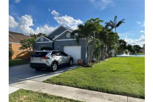 9992 Nandina St, Miramar, FL 33025, Sold 12/30/21