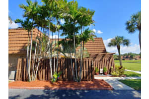 764 SW 120th Way, Davie, FL 33325, Sold 12/09/21