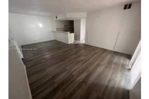 18810 NW 57th Ave, Hialeah, FL 33015, Sold 12/01/21